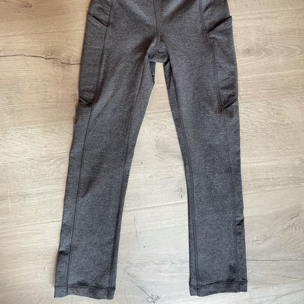 LULULEMON Grey Leggings with Pockets
